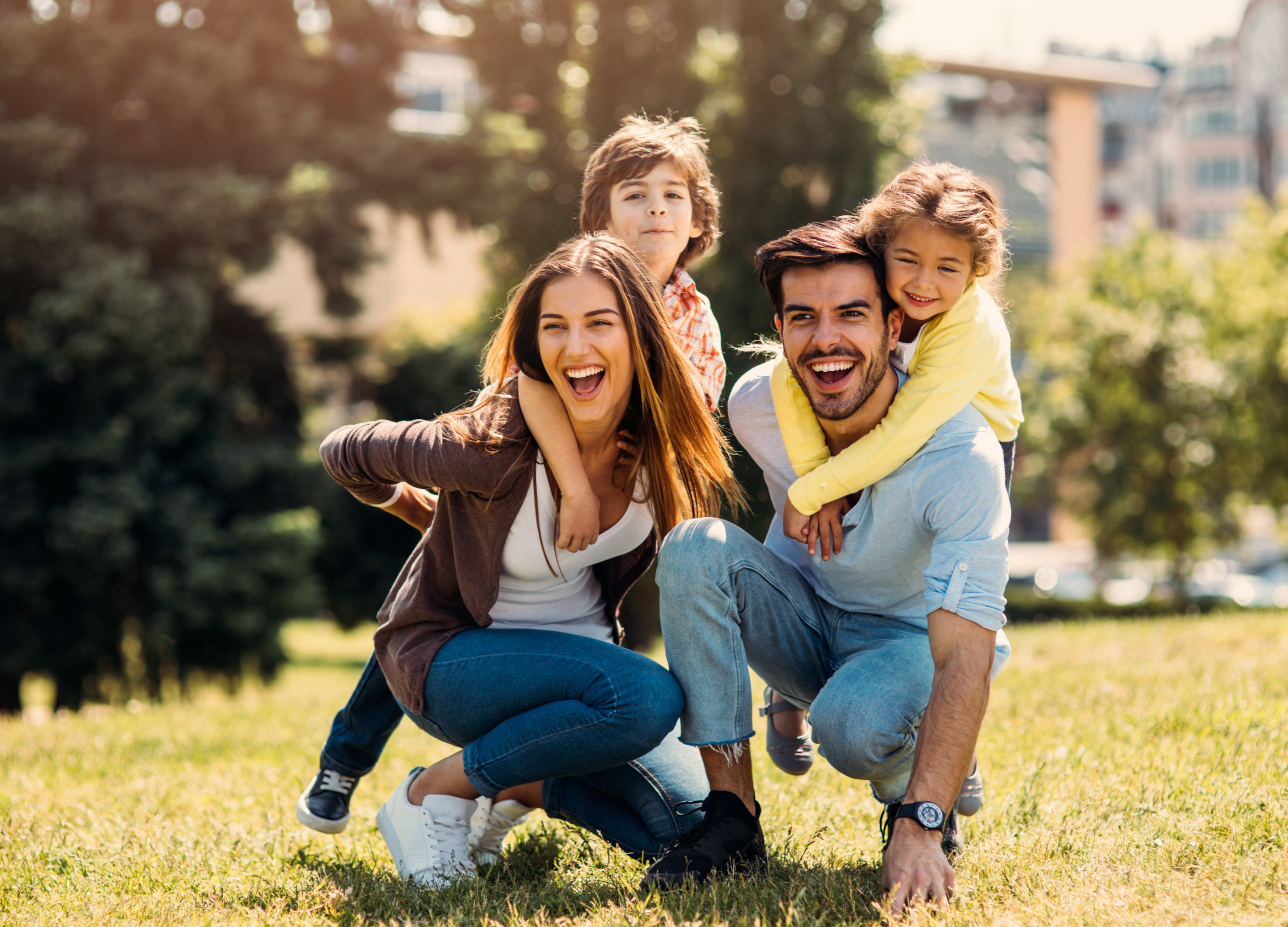 Understanding Family Insurance Policies in Canada: Types and Benefits